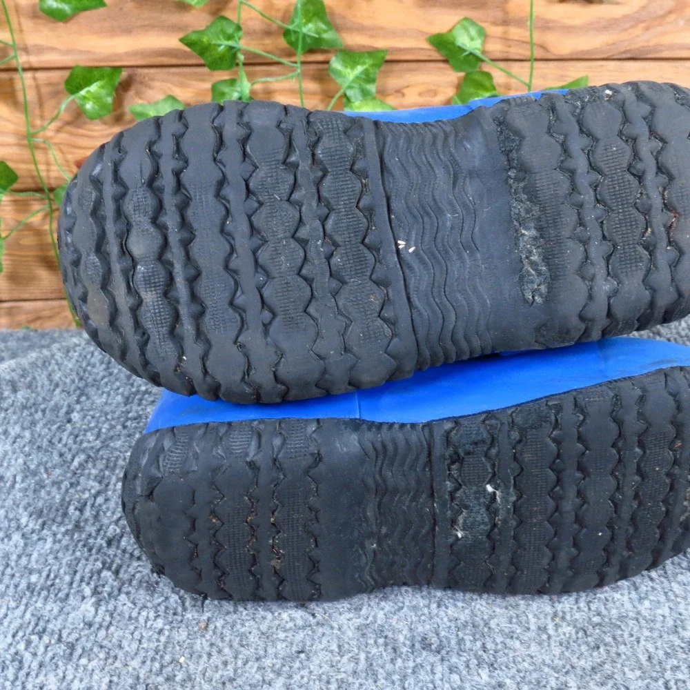 Bogs Durham Space Kids Winter Boots Size 2 Waterproof Insulated Blue Multi